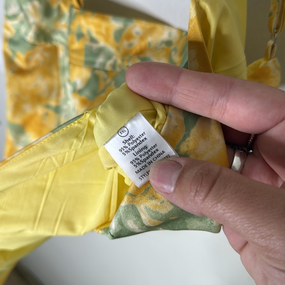 Fashion Nova Yellow and Green Floral Bustier Style Camisole Size 3XL - Picture 4 of 6